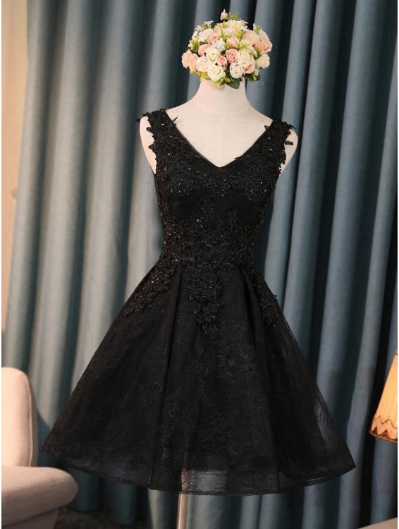 Cute Black V Neck Short Homecoming Dress, A Line Lace Mini Prom Dresses, Lace Appliqued Graduation Dress With Beads,homecoming Dresses Dc47