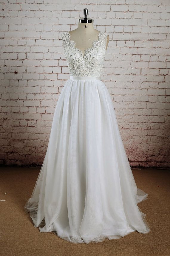 lace top tulle bottom wedding dress