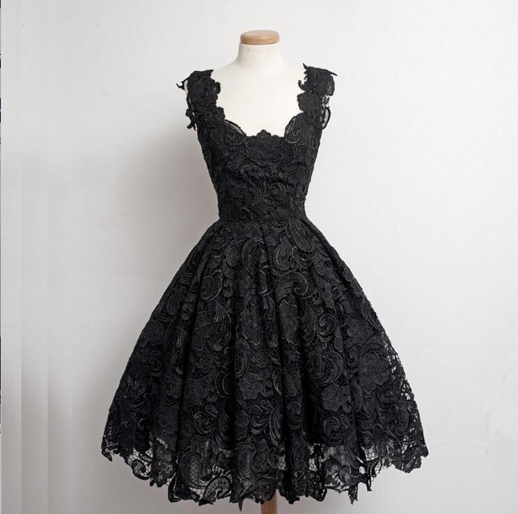 Amazon.com: Renaissance Dress Vintage 2023 2024 Birthday Dresses for Women  2023 2024 Floral Flowy Hem Maxi Dress Gown Sleeveless V Neck Striped Long Dresses  Party P1-Black Small : Sports & Outdoors