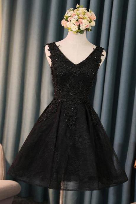 Cute Black V Neck Short Homecoming Dress, A Line Lace Mini Prom Dresses, Lace Appliqued Graduation Dress with Beads,Homecoming Dresses DC47